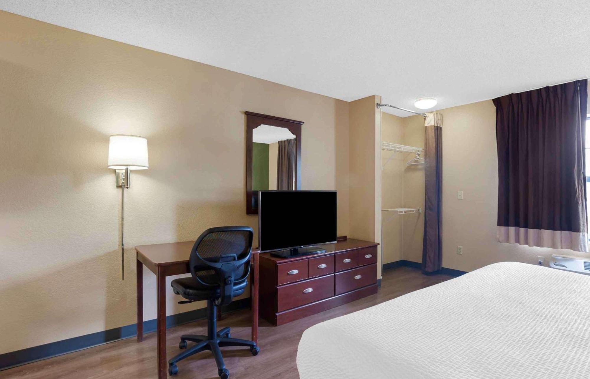 Extended Stay America Suites - Detroit - Novi - Orchard Hill Place Northville Extérieur photo